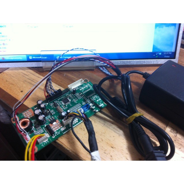 Bộ test màn hình laptop 14.0 15.6 1366x768 cáp LED 40p (KO KÈM NGUỒN 12V)