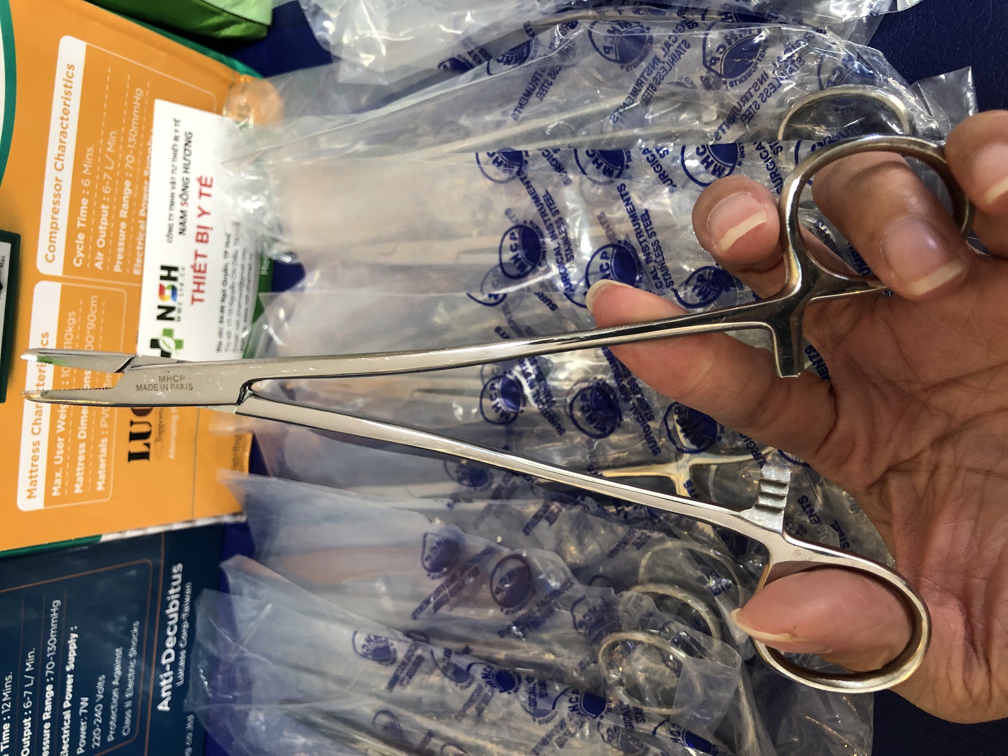 pen kim y tế 14cm 16cm 18cm pen kẹp kim 14cm 16cm 18cm kìm mang kim kìm kẹp kim kềm kẹp kim 16cm 18cm