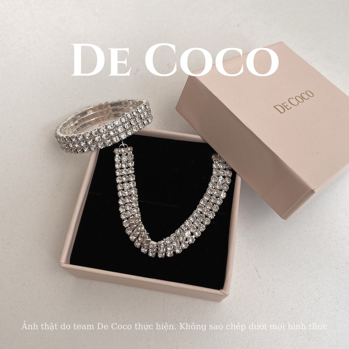Vòng cổ choker đá 3 hàng De Coco