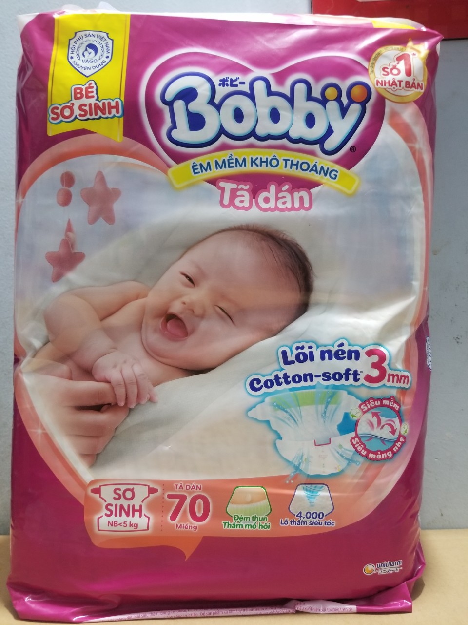 Tã dán sơ sinh Boby 70 miếng dành cho bé dưới 6kg