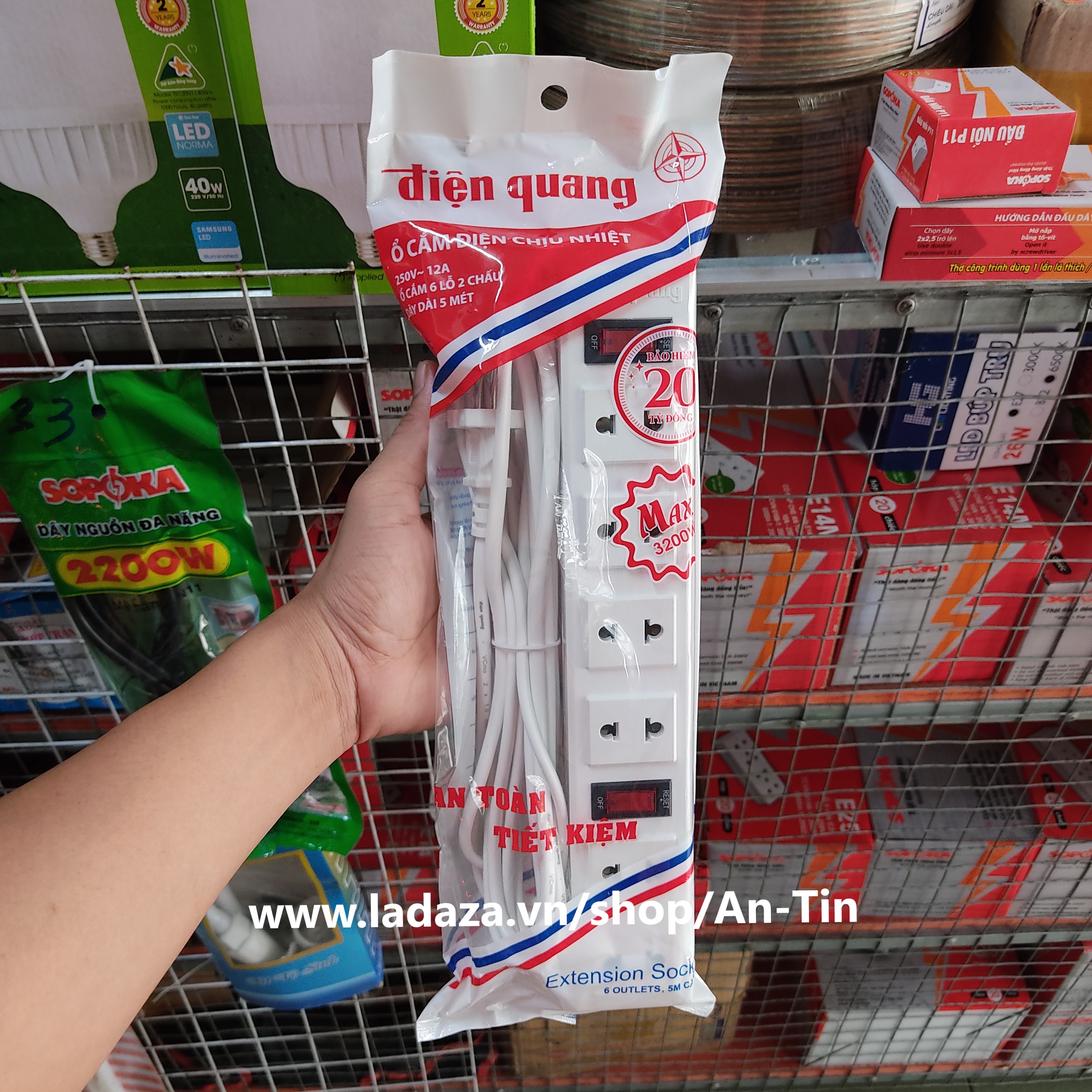 Ổ cắm điện có công tắc Điện Quang - Ổ cắm điện công suất cao dây kéo dài 6 ổ 2 công tắc Điện Quang