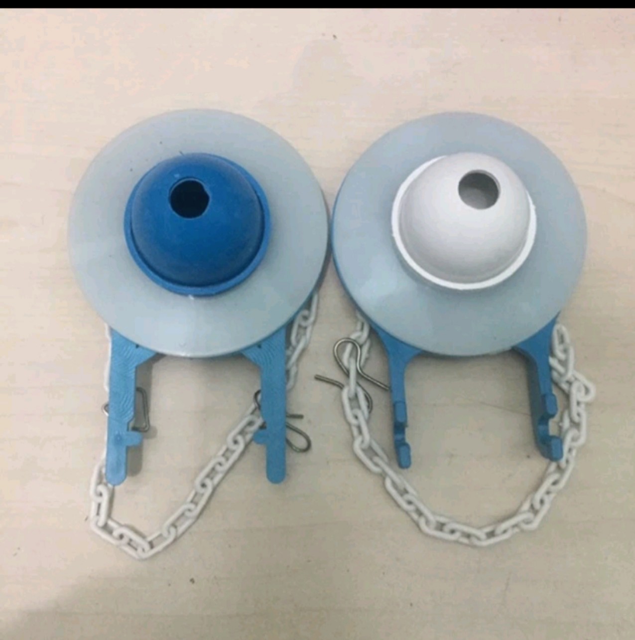 Cóc bồn cầu / Cóc két nước bồn cầu / cóc bệt thay thế cho bồn cầu có 2 loại gài và móc