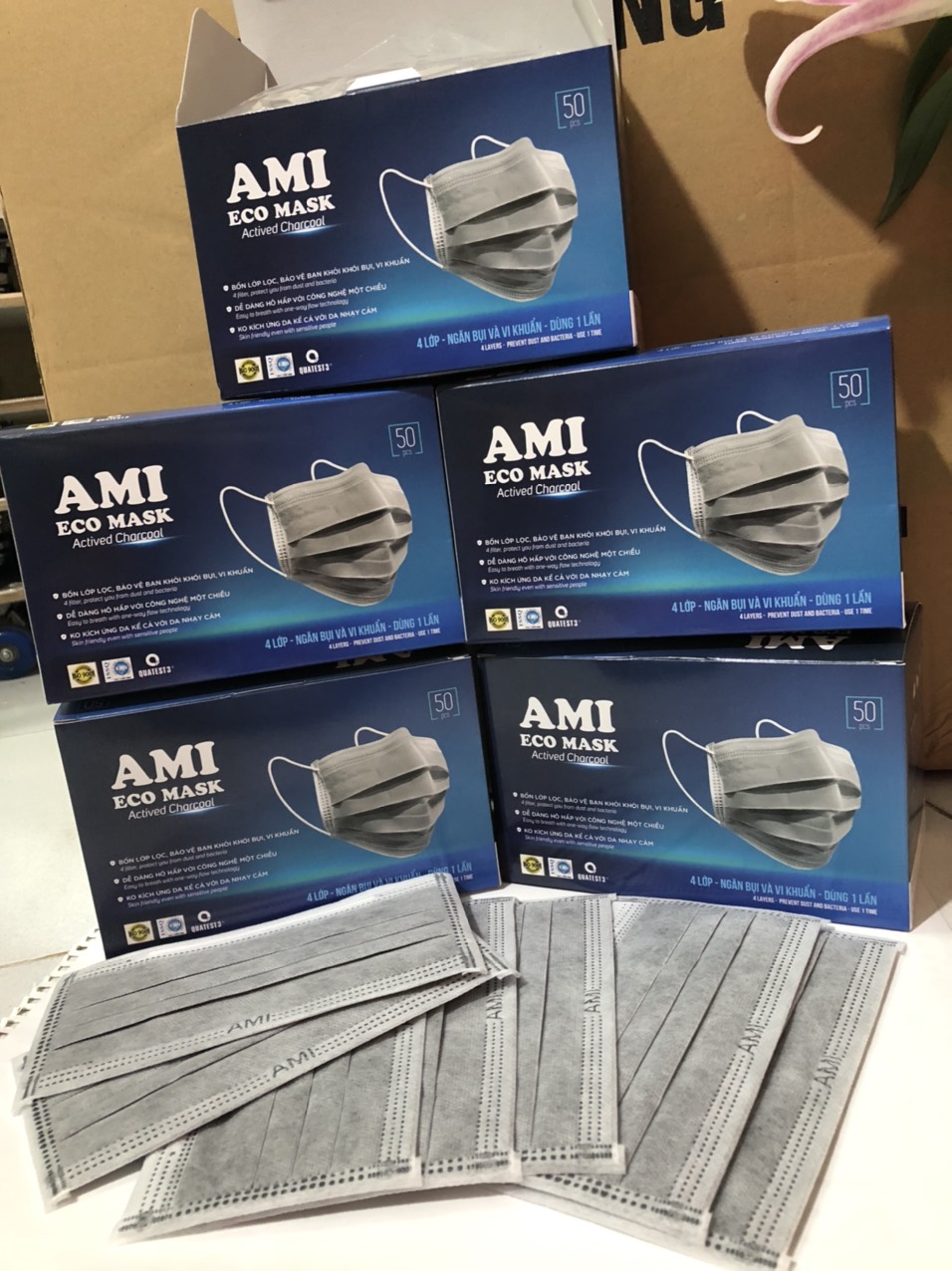 02 hộp khẩu trang y tê ami 4 lớp cao cấp màu xám, kháng khuẩn hiệu quả, hộp 50 chiếc, có giấy kiểm định của bộ y tế
