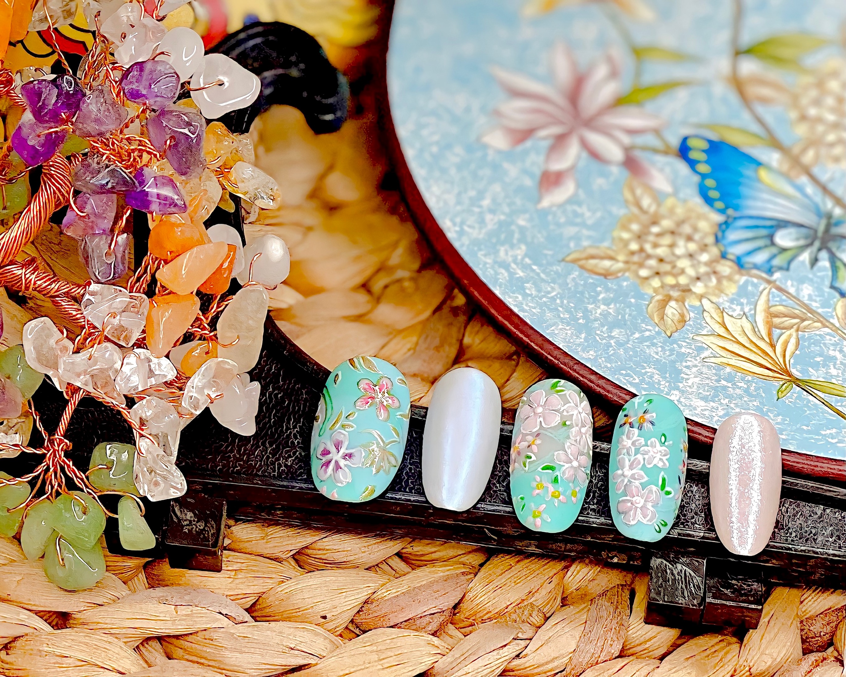 Nail Box > Móng up vẽ trang trí hoạ tiết hoa lá mùa xuân Làm theo số đo và mẫu yêu cầu hoặc mẫu có sẵn