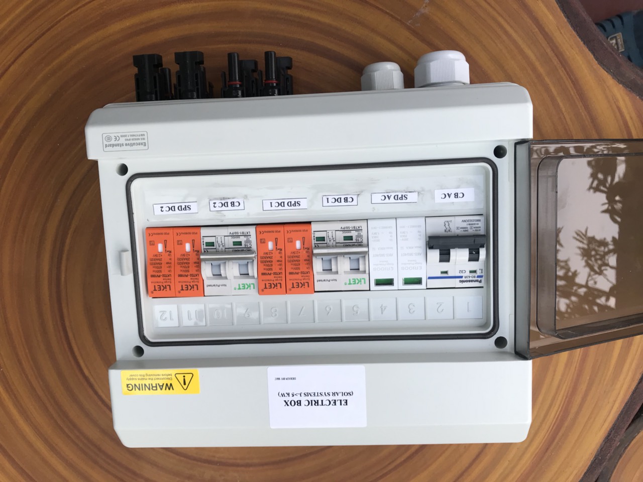 Tủ Điện Đấu Sẵn Hệ 3 Đến 5 KW, Thiết Bị Bảo Vệ Điện Mặt Trời, Lắp Đặt Hệ Thống Điện Mặt Trời, Điện Mặt Trời Cho Gia Đình