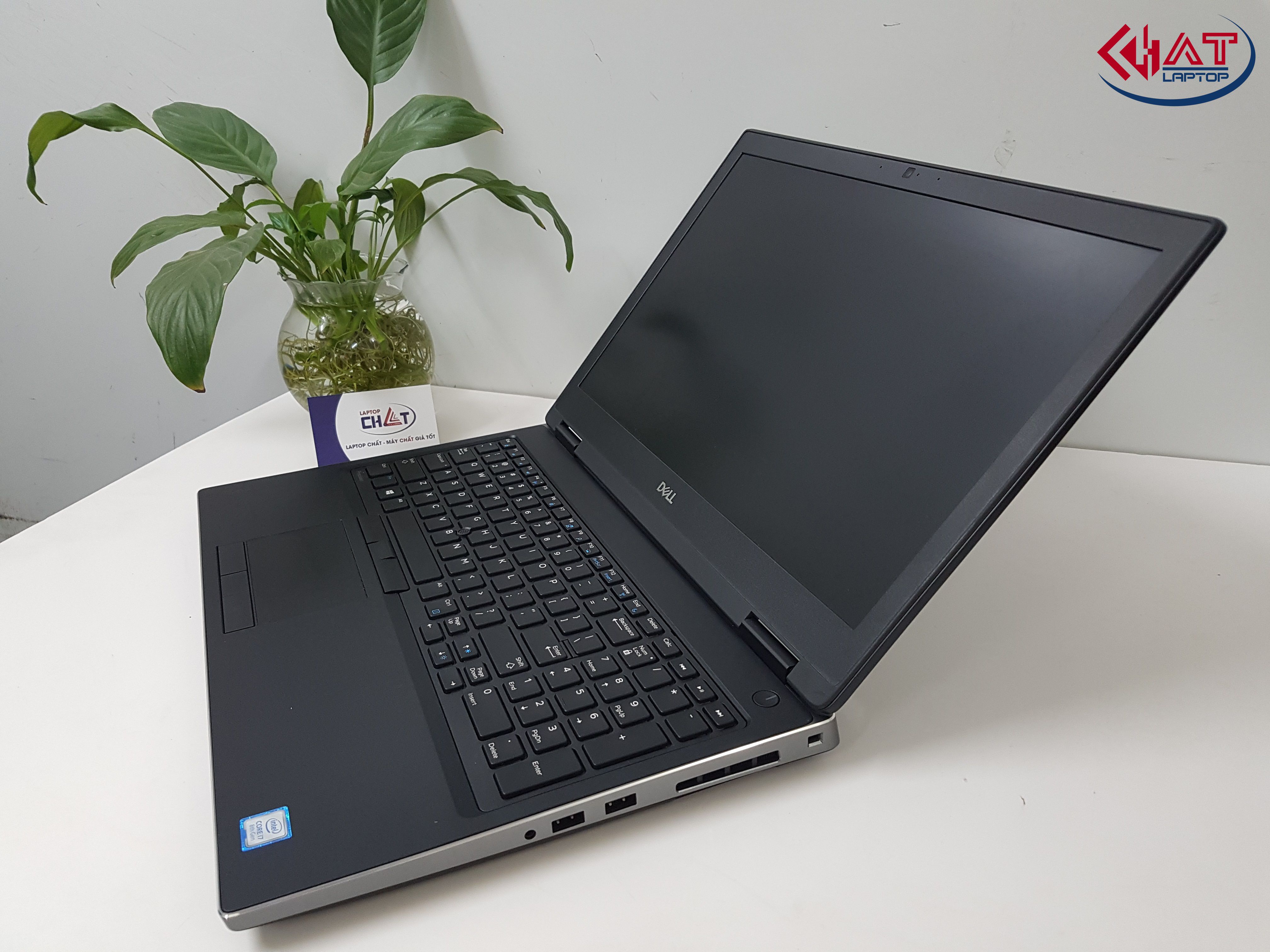 Dell Precision 7530 core i7-8750H (9M Cache, upto 4,10 GHz), Ram 32GB, SSD 1Tb, card đồ họa rời Nvidia Quadro P1000, màn hình 15.6inch Full HD