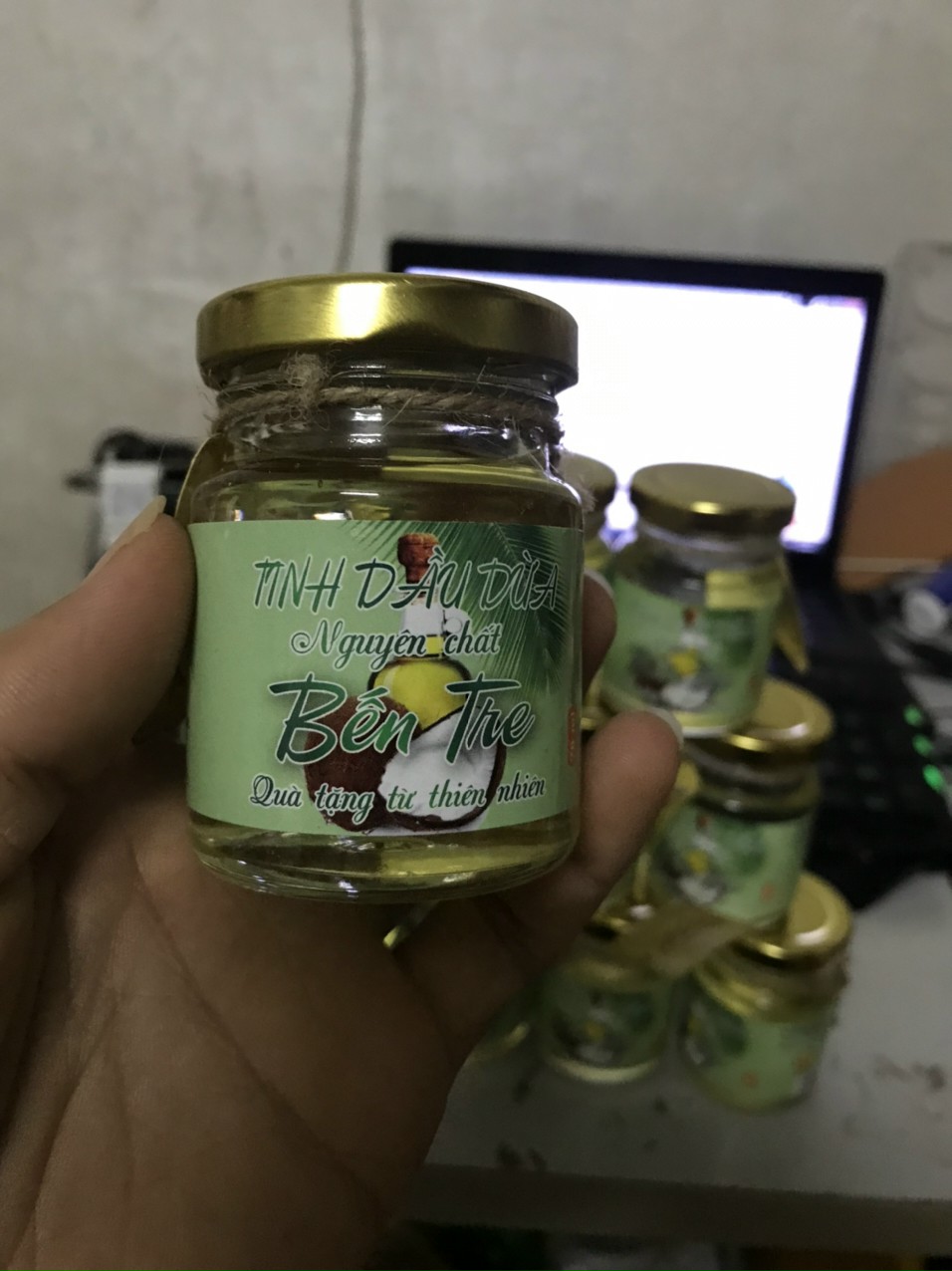 70ml tinh dầu dừa nguyên chất Bến Tre dưỡng mi, dưỡng da, dưỡng tóc, phòng rạn da cho bà bầu
