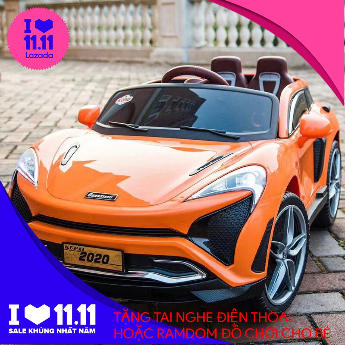 Xe ô tô điện trẻ em kupai 2020 - đủ 3 màu đỏ + trắng + cam - tặng ramdom đồ chơi cho bé hoặc tai nghe cho mẹ- babimart hn