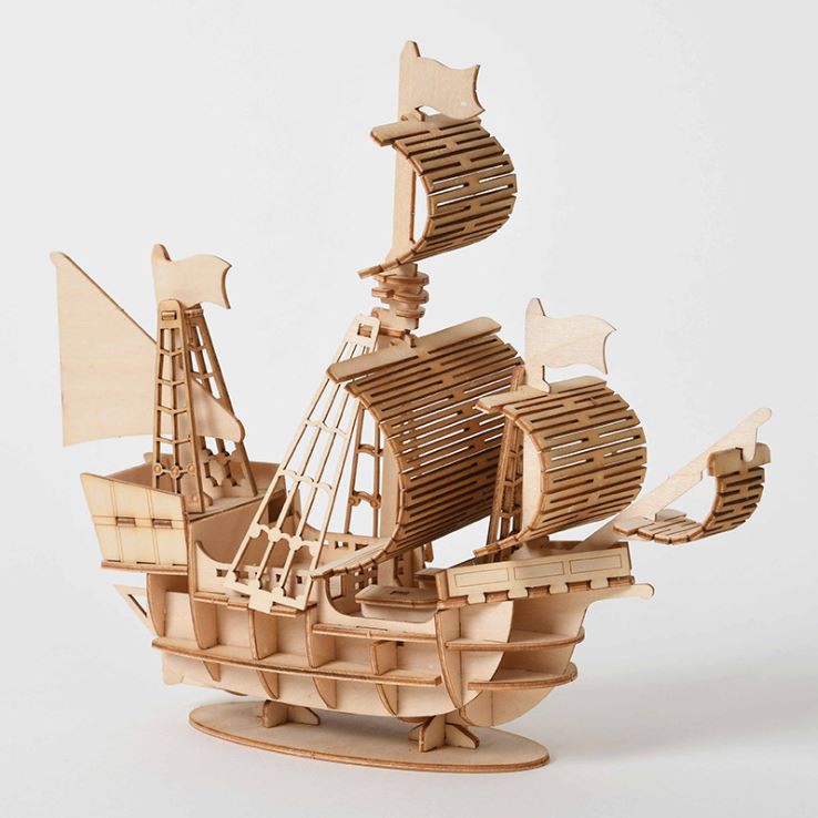 Mô hình lắp ráp thuyền buồm gỗ 3d trang trí