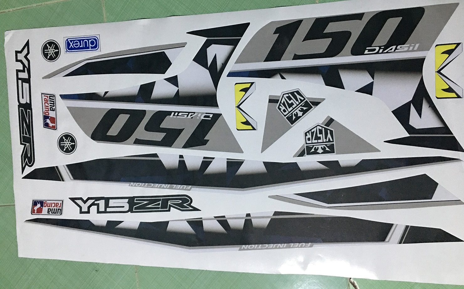Tem exciter 150 bạc đen Y15ZR