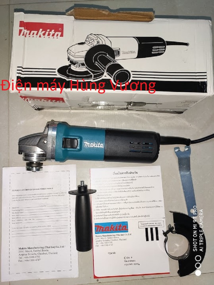 Máy mài góc makita 9553hn, 840w, madein thailand, đá mài 100mm đầu máy hợp kim nhôm bóng sáng.