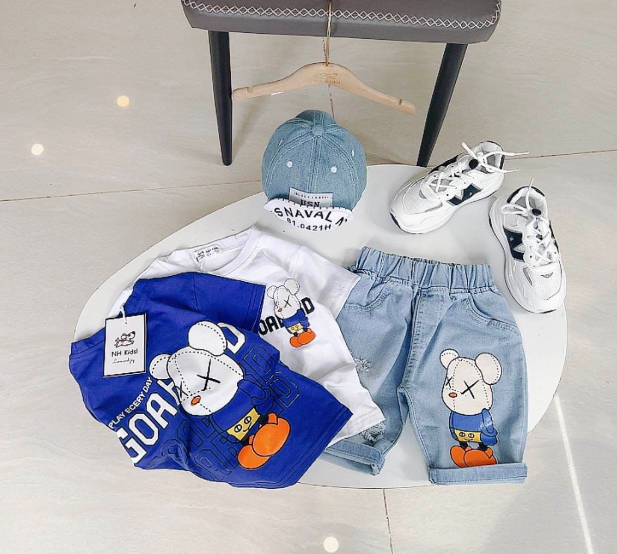 Bộ cotton tàu quần jean in gấu cho trai yêu