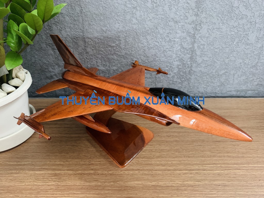 Mô hình máy bay gỗ tiêm kích f-16 fighting falcon trang trí | gỗ tràm tự nhiên | size lớn