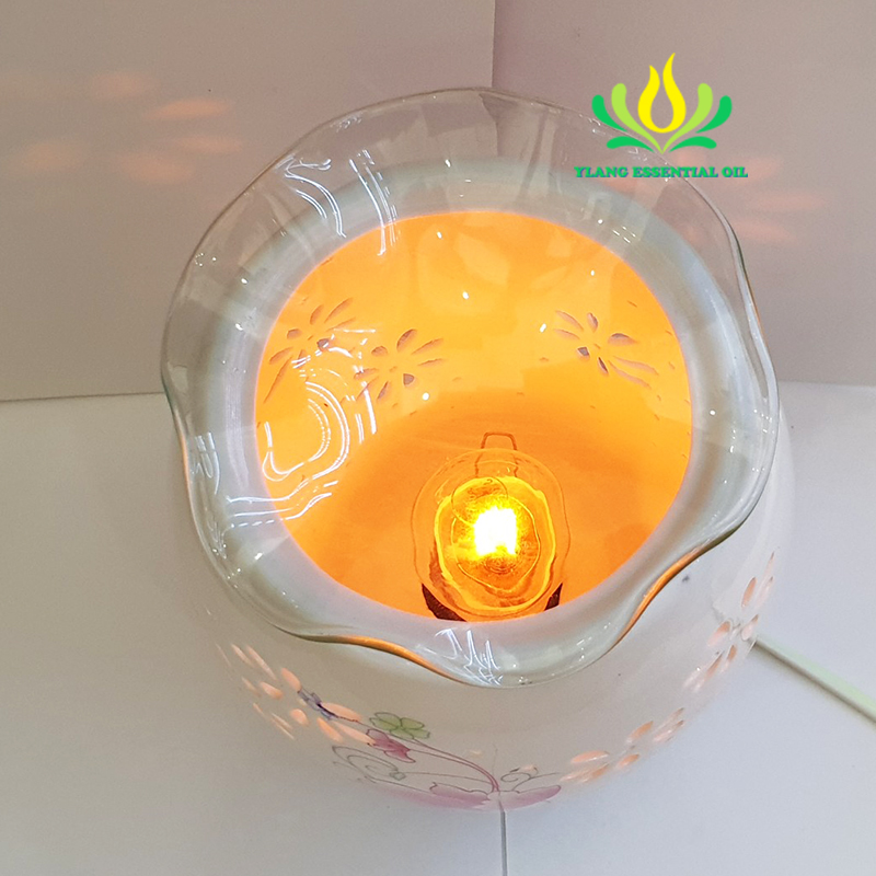 Đèn xông tinh dầu bình hoa to bằng điện + tặng kèm tinh dầu Bạc Hà