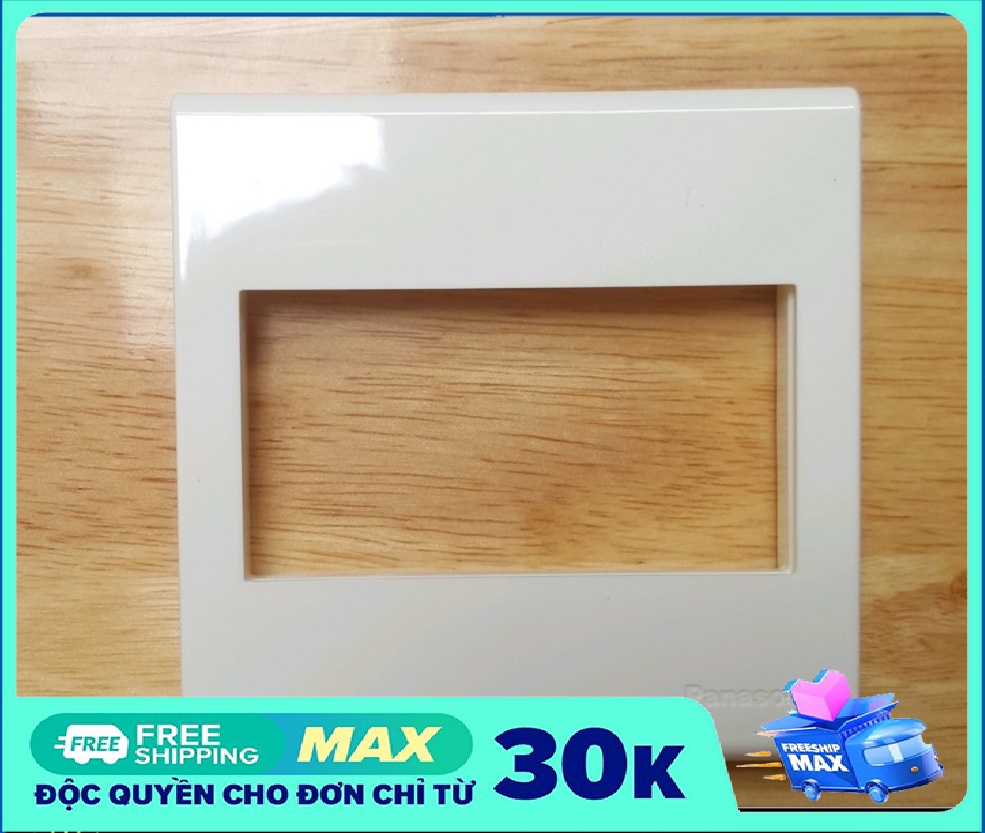 Mặt vuông 3 thiết bị panasonic web7813sw
