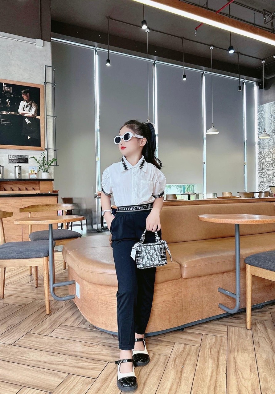 Sét học sinh cho bé gái áo trắng quần dài umi đen 13-38kg