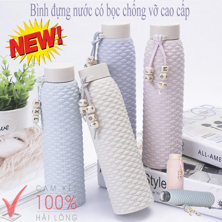 Bình đựng nước, Bình đựng nước cao cấp, bình đựng nước loại đẹp, Bình đựng nước có bọc chống vỡ chắc chắn, thiêt kế đẹp mắt, nhỏ gọn tiện lợi, bình chịu nhiệt từ 0 độ C đến tối đa 75 độ C, để được từ 3-5 tiếng Bh uy tín