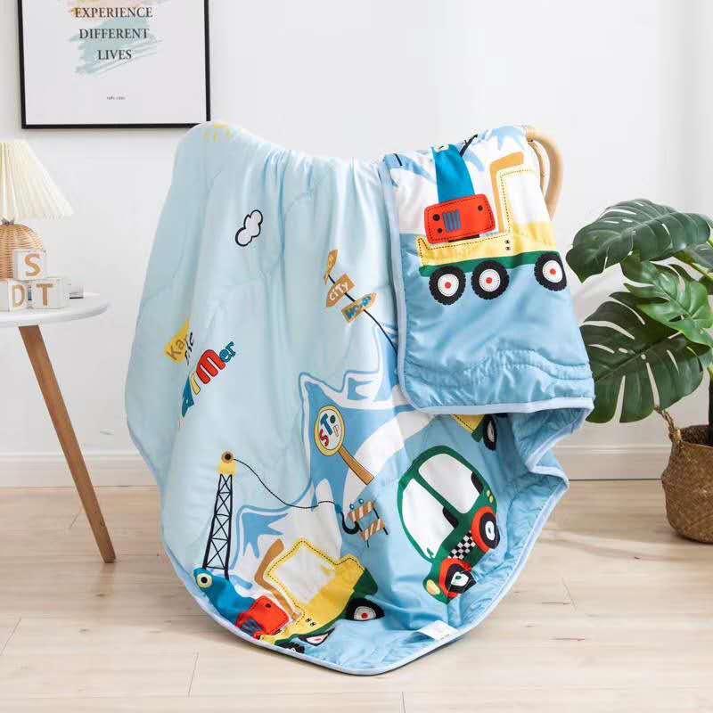 Mền chăn đũi cotton hoạt hình cho bé- hình 2 mặt, chất đũi cotton, siêu mềm, siêu thoáng và siêu nhẹ.