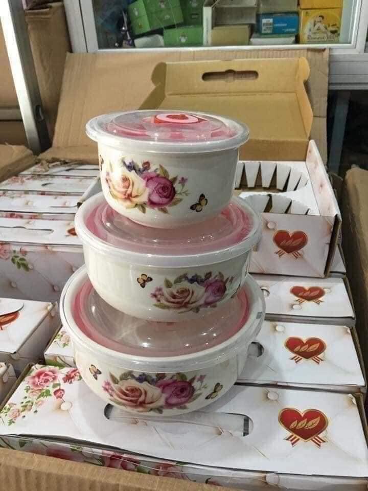 Bộ 3 bát sứ có nắp hút chân không- bát sứ có nắp hút chân không