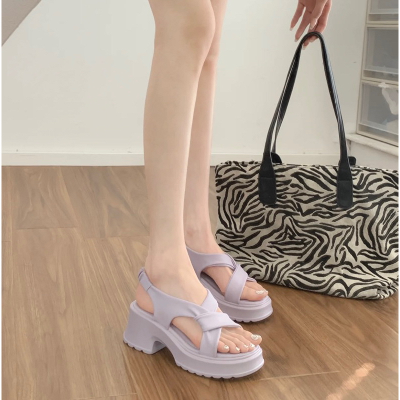 Giày Sandal nữ đế xuồng 6cm phong cách sang chảnh cá tính phiên bản 2023