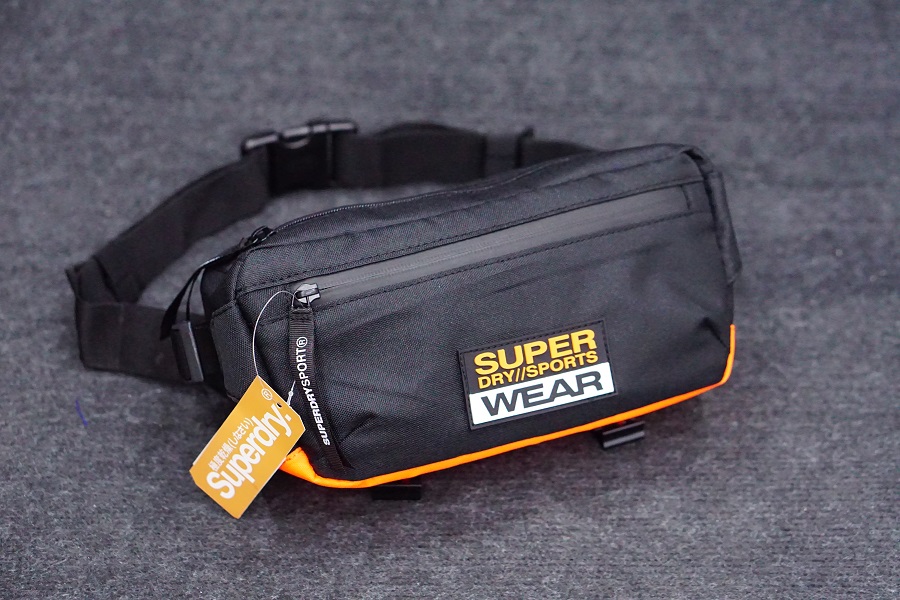 Túi đeo ngực, bao tử Superdry Sport Bag.