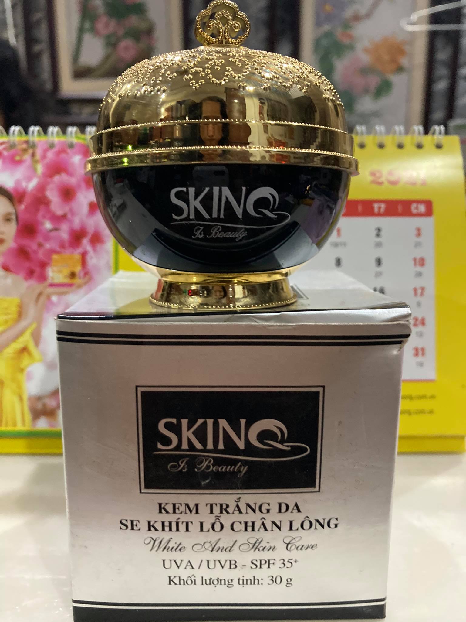Kem se khích lổ chân lông