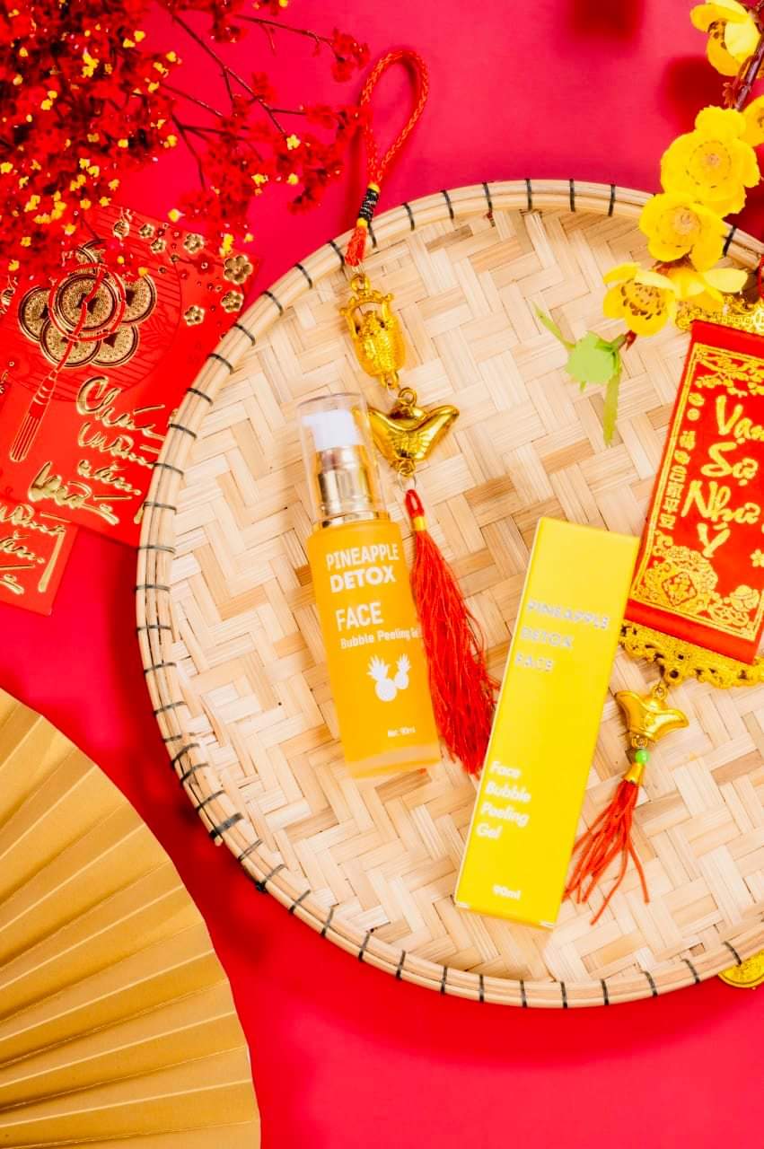 Detox Dứa Queenie Skin giúp làm sạch thải độc săn chắc da