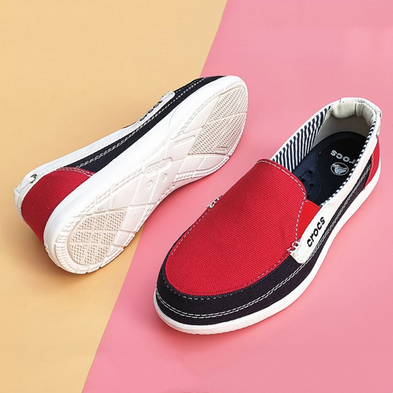 Giày dép crocs, chống hôi chân, đế nhựa, bề mặt vải canvas, Giày vải crocs  Walu canvas Loadfer slip on cho nữ màu đỏ 