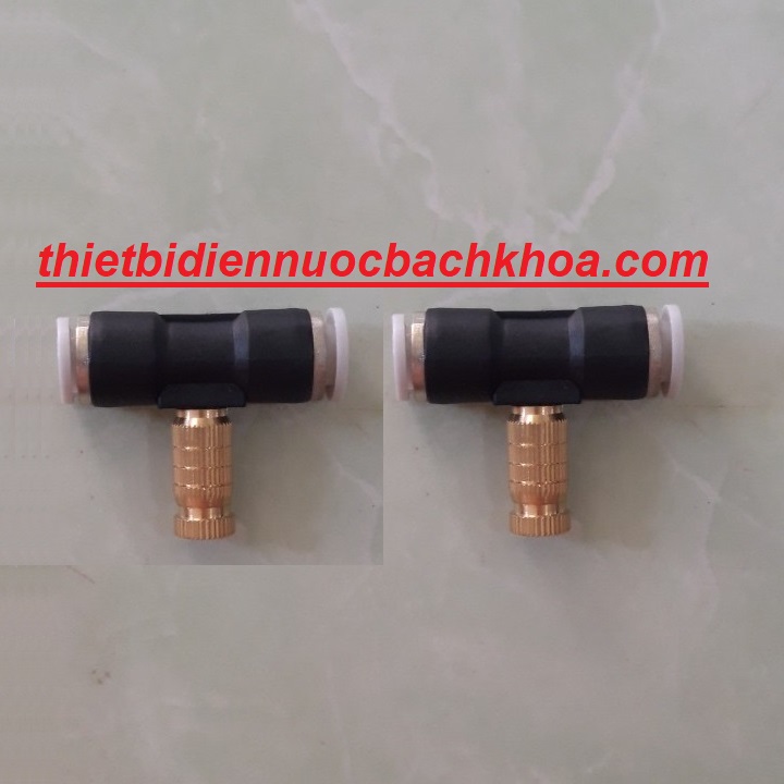 2 bộ đế giữa nhựa kèm béc phun sương làm mát số 1, 2 hoặc số 3