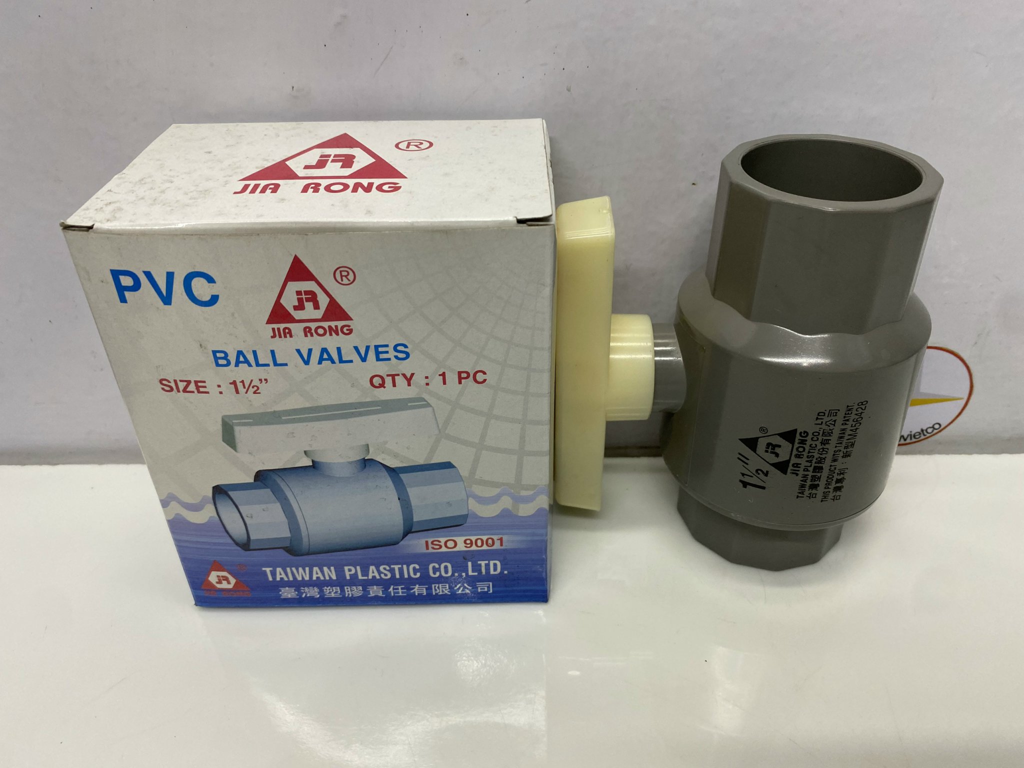 Van 49 nhựa PVC Jiarong tay trắng