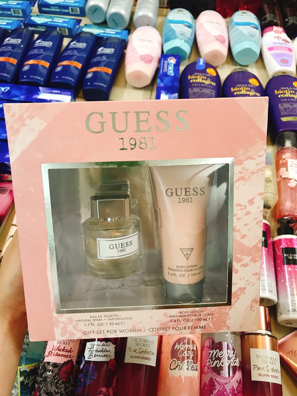 Set 50ml nc hoa + 100ml dưỡng thể hương nc hoa GUESS 1981 Cam kết hàng đúng mô tả Chất lượng đảm bảo An toàn đến Sức Khỏe người sử dụng