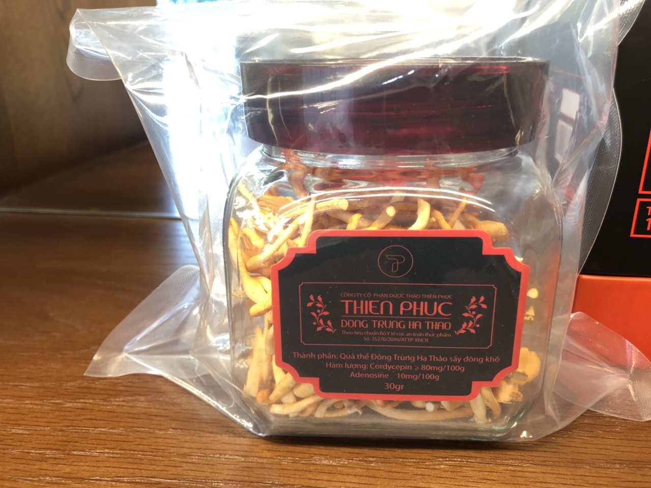 Đông trùng hạ thảo thiên phúc 30 gram quả thể khô hỗ trợ tối đa các bệnh về phổi viêm phế quản, hen suyễn, lao