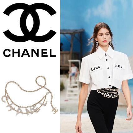 Đai váy, quần chữ channel rủ sang chảnh