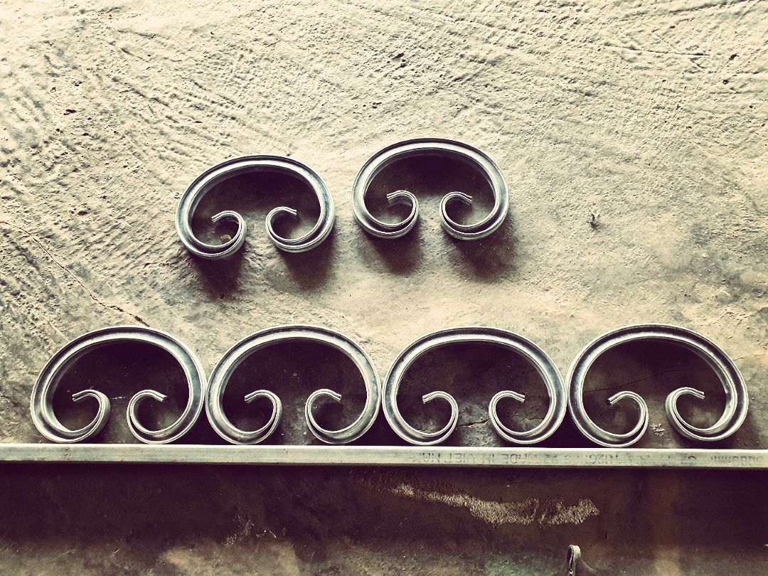 Chữ C sắt 14x14 KT 10cm x 15cm ( 10 cái)