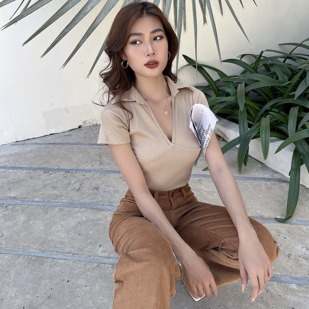 Áo croptop nữ tay ngắn cổ v , áo thun nữ ôm body kiểu cổ V tay cộc siêu nữ tính - Thời trang TAMI JEANS