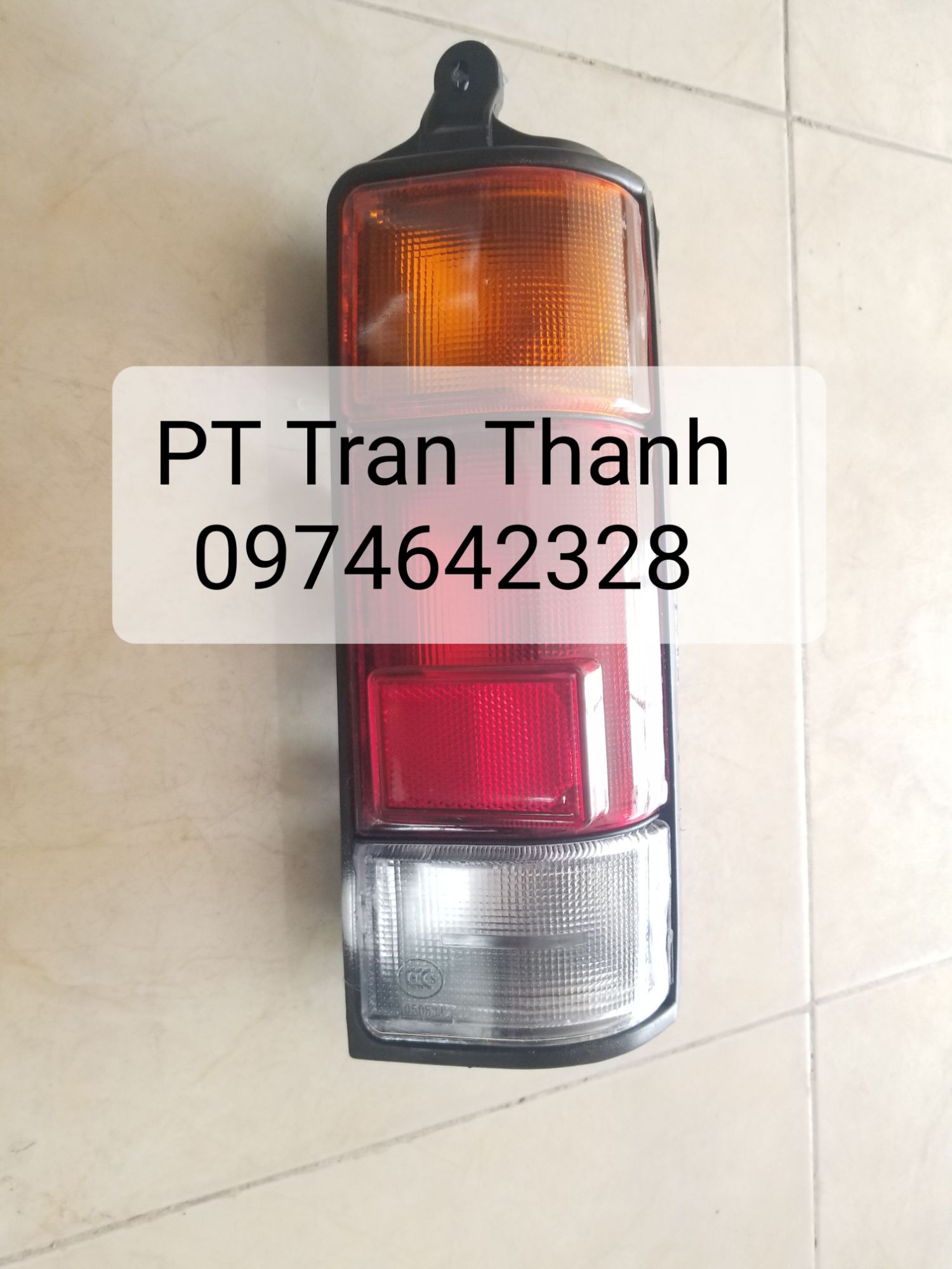 Đèn hậu Suzuki carry 7 chỗ, giá 1 cái