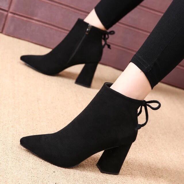 Bốt đế vuông cổ thấp