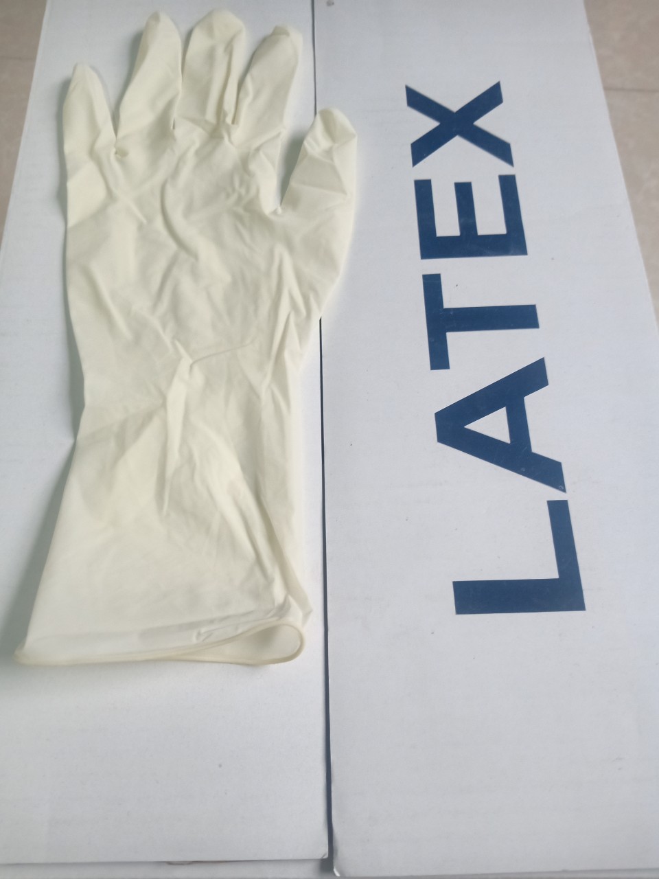 Hộp 100 chiếc găng tay y tế latex tay dài 29cm có bột/không bột, size s, m, l