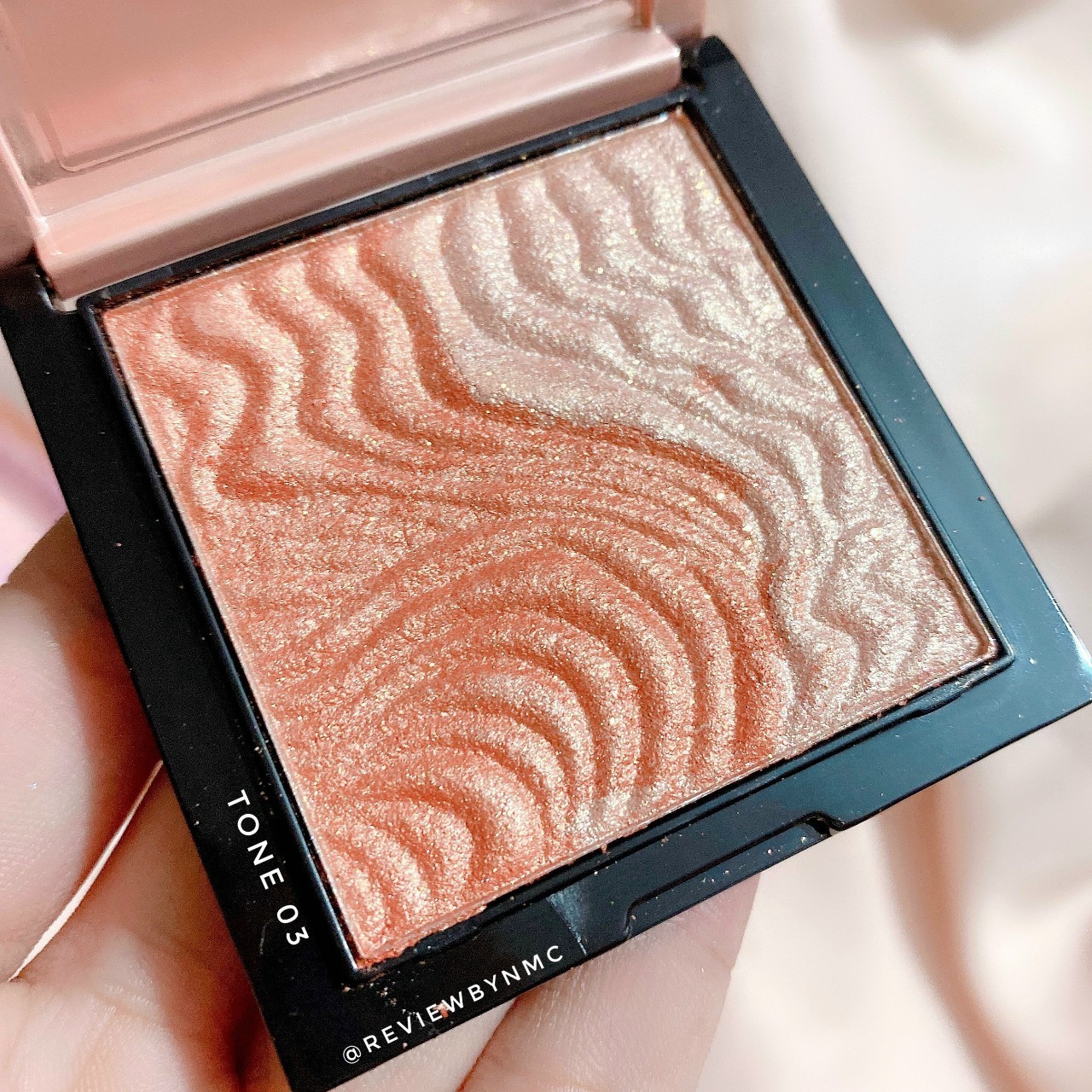 [HCM]Phấn bắt sáng Kiss Beauty Ngôi Sao Highlighter