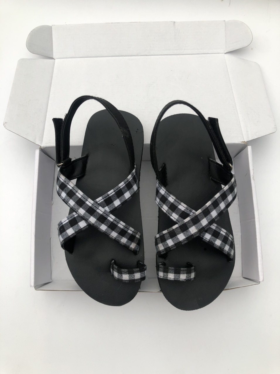[FREESHIP + HOÀN TIỀN 50K] sandal đồng nai dép quai hậu nữ ( đế đen quai ca rô ) size từ 34 đến 42 nữ