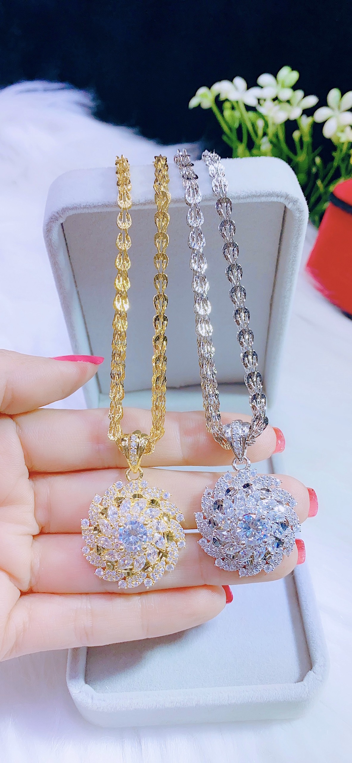 Dây Chuyền Nữ Mặt Hoa Mộc Lan - Givishop - D1705134 - Cao Cấp Givi, Sáng Như Vàng Thật ( Cam Kết Không Đen, Không Ngứa, Chất Liệu Bạc Pha Hợp Kim Cao Cấp ) - Dây Chuyền Nữ Thiết Kế - Phù Hợp Với Mọi Lứa Tuổi, Sử Dụng Đi Tiệc