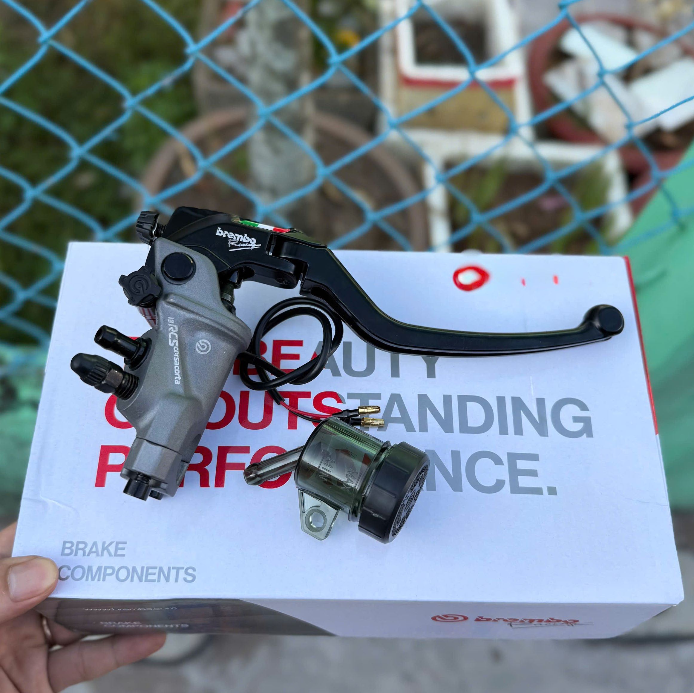 Tay thắng Brembo costa 19mm 50A bên phải lắp nhiều dòng xe