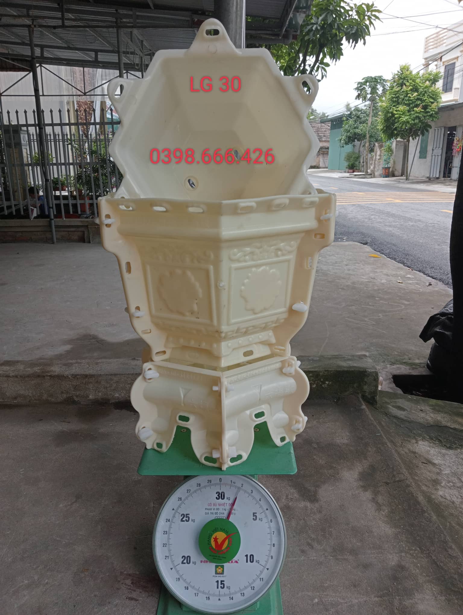 Bộ khuôn đúc chậu cảnh lục giác 30 kèm chân đôn nhựa ABS đầy đủ lòng trong