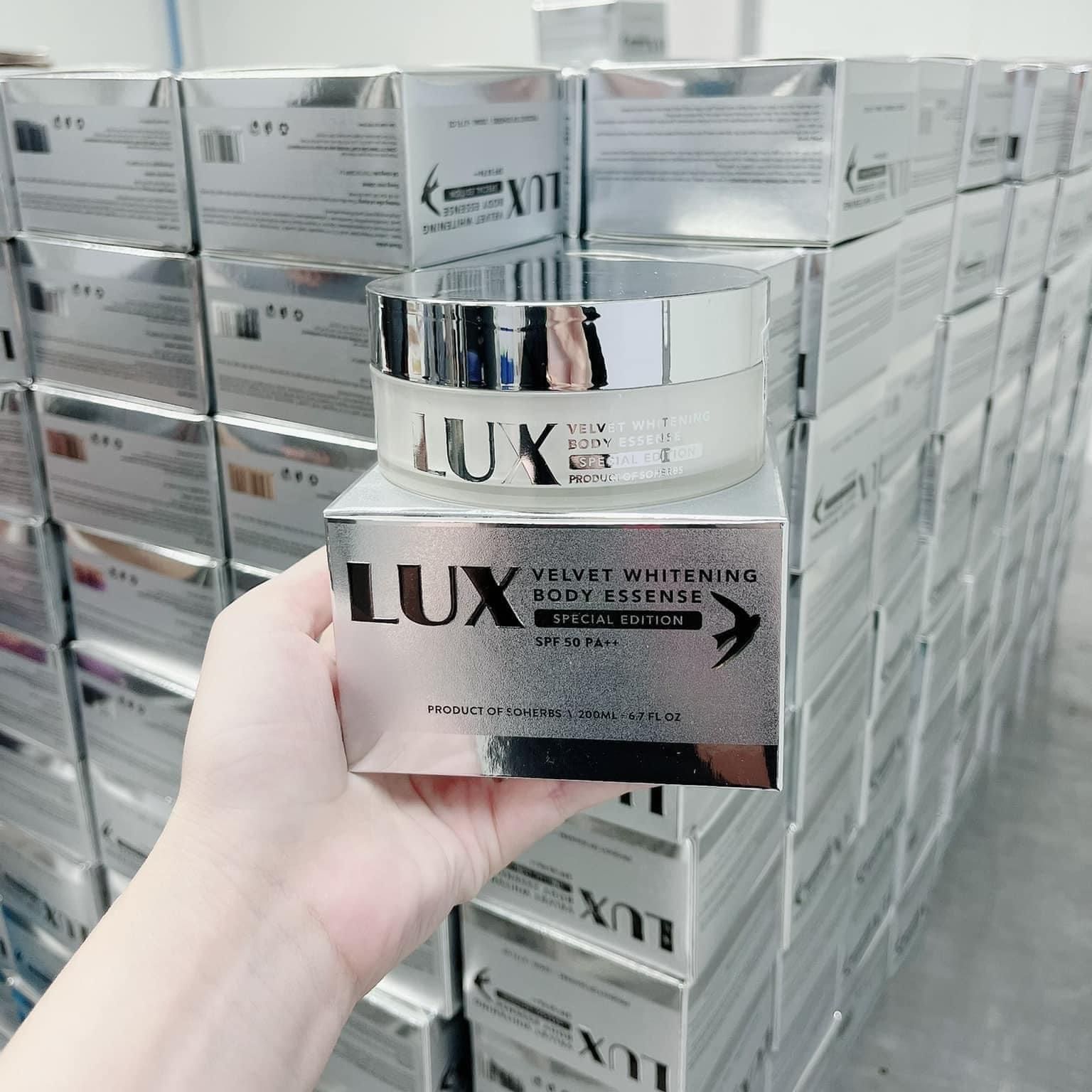 Kem Dưỡng Body Tinh Chất Yến Tươi SOHERBS Lux Velvet Whitening Body Essence Dưỡng Trắng Da 200ml