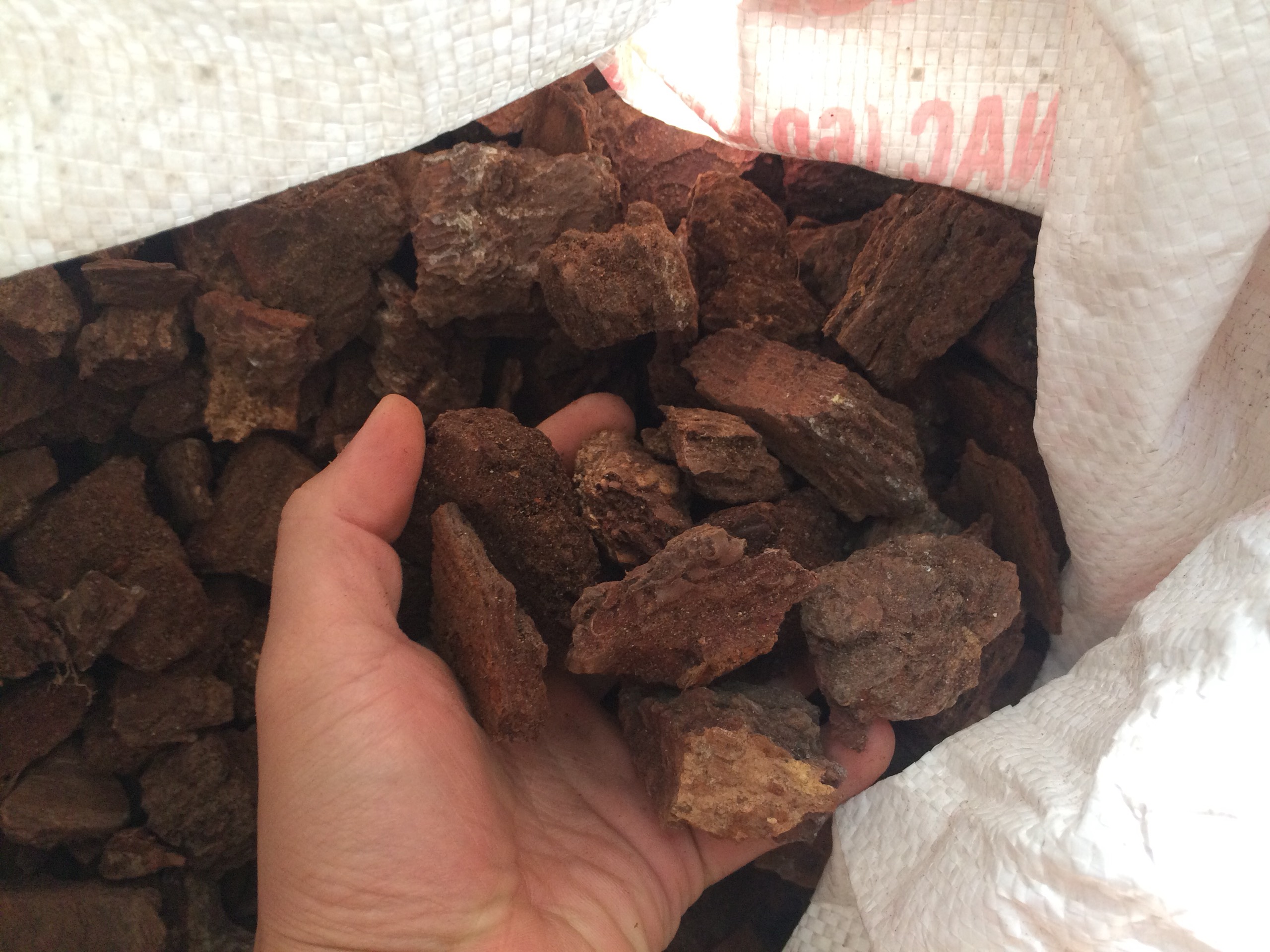5kg vỏ thông băm trồng lan