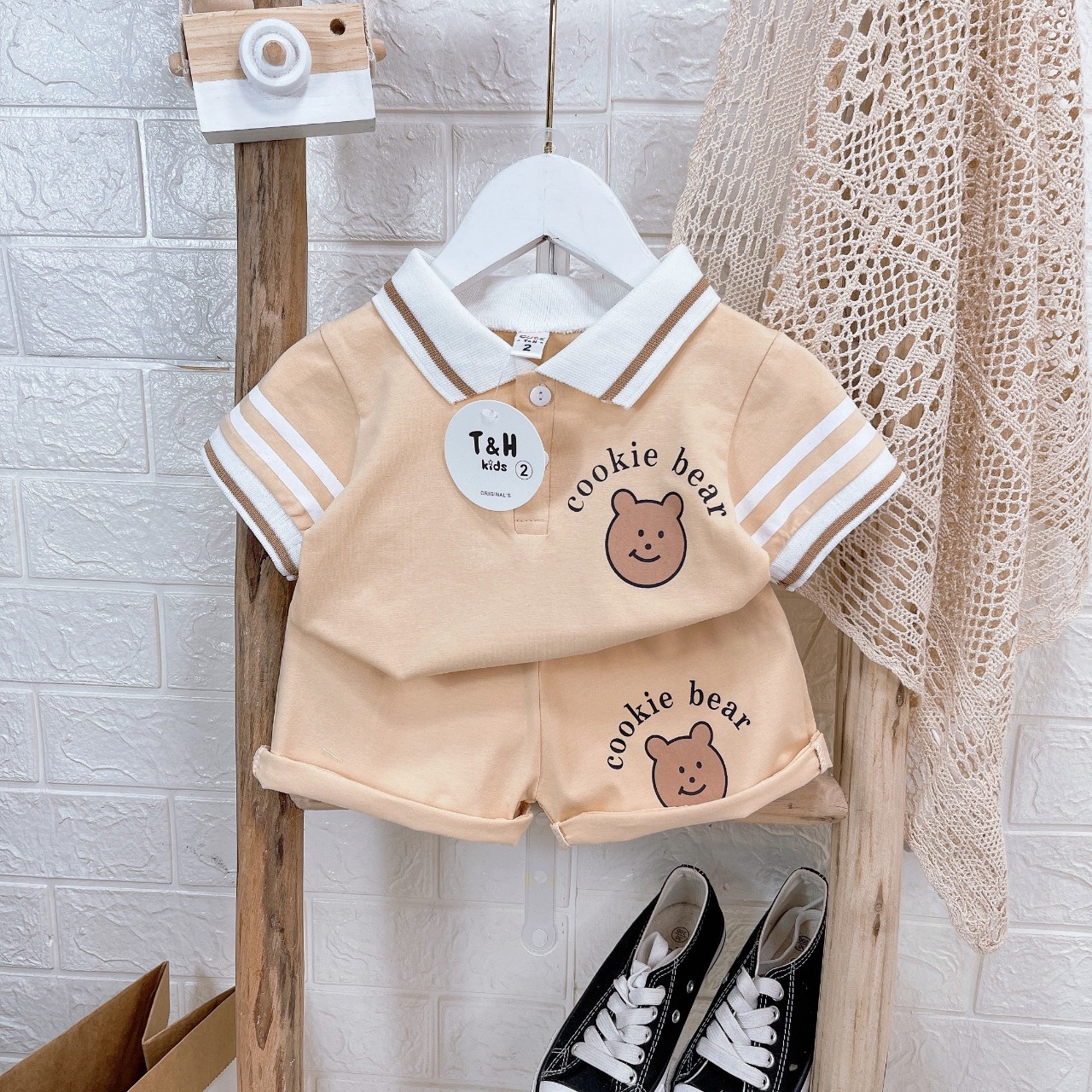 Bộ quần áo bé trai, bé gái, Set áo phông Polo cộc tay cổ bẻ và quần short in logo gấu cookie bear, phong cách Hàn Quốc cho bé 7-20 kg, Panda Kids