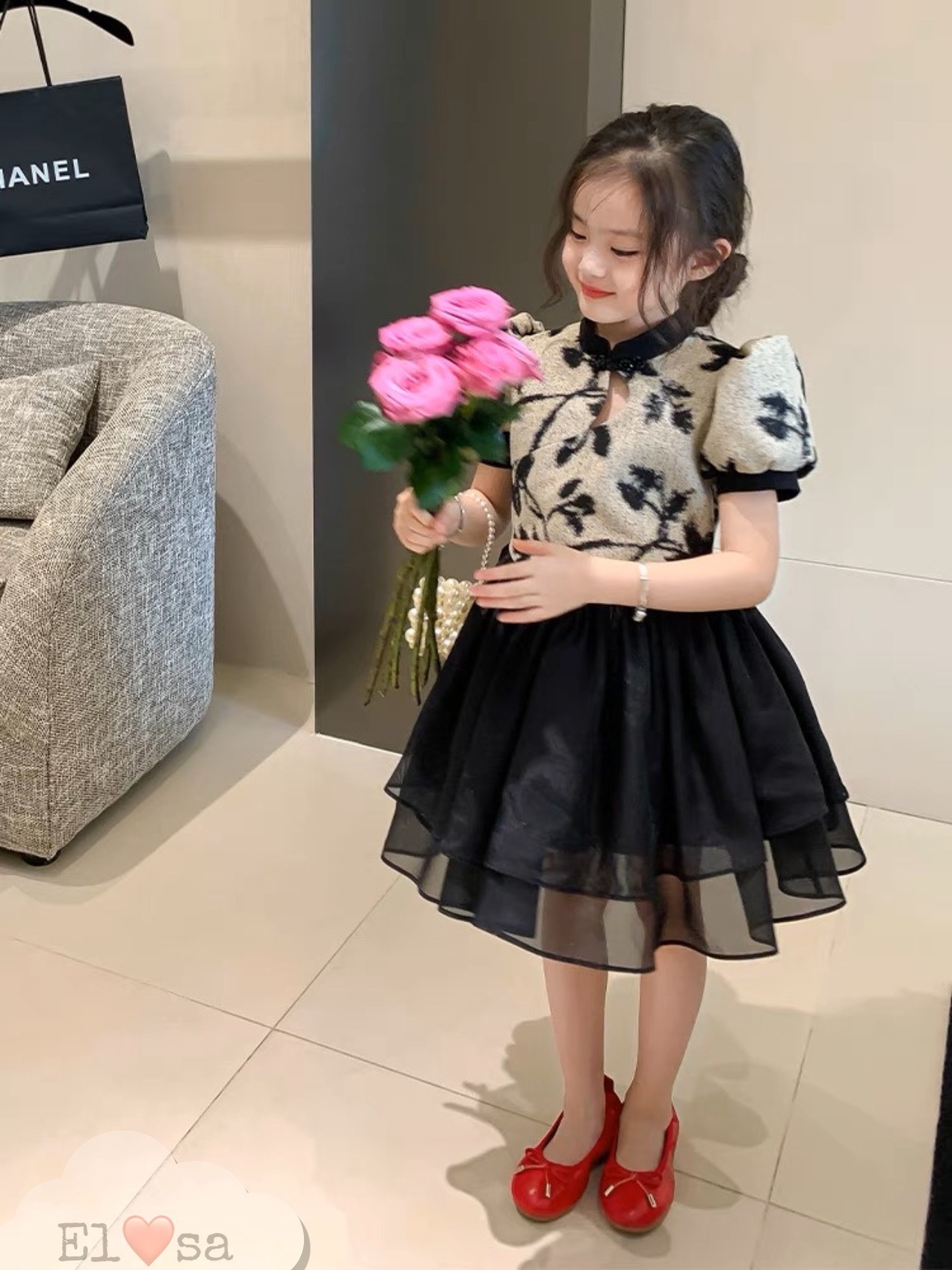 Váy bé gái hoa tơ cổ tàu sang chảnh