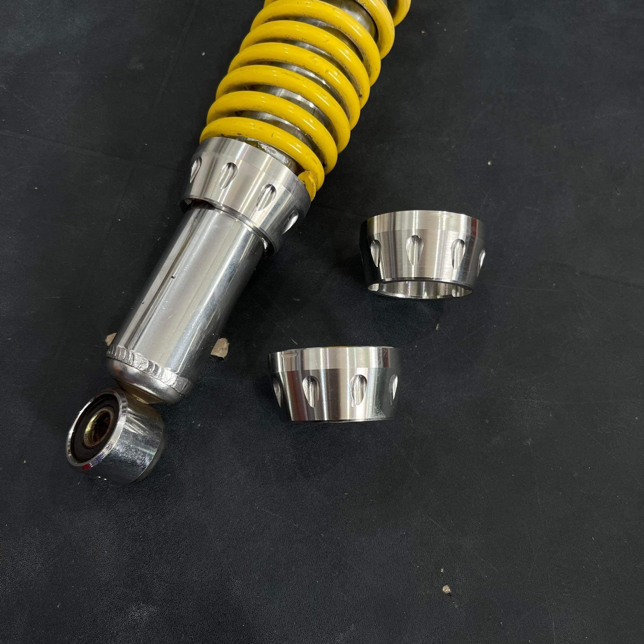 Chén nhôm CNC chân phuộc nice có tăng chỉnh 1 cặp