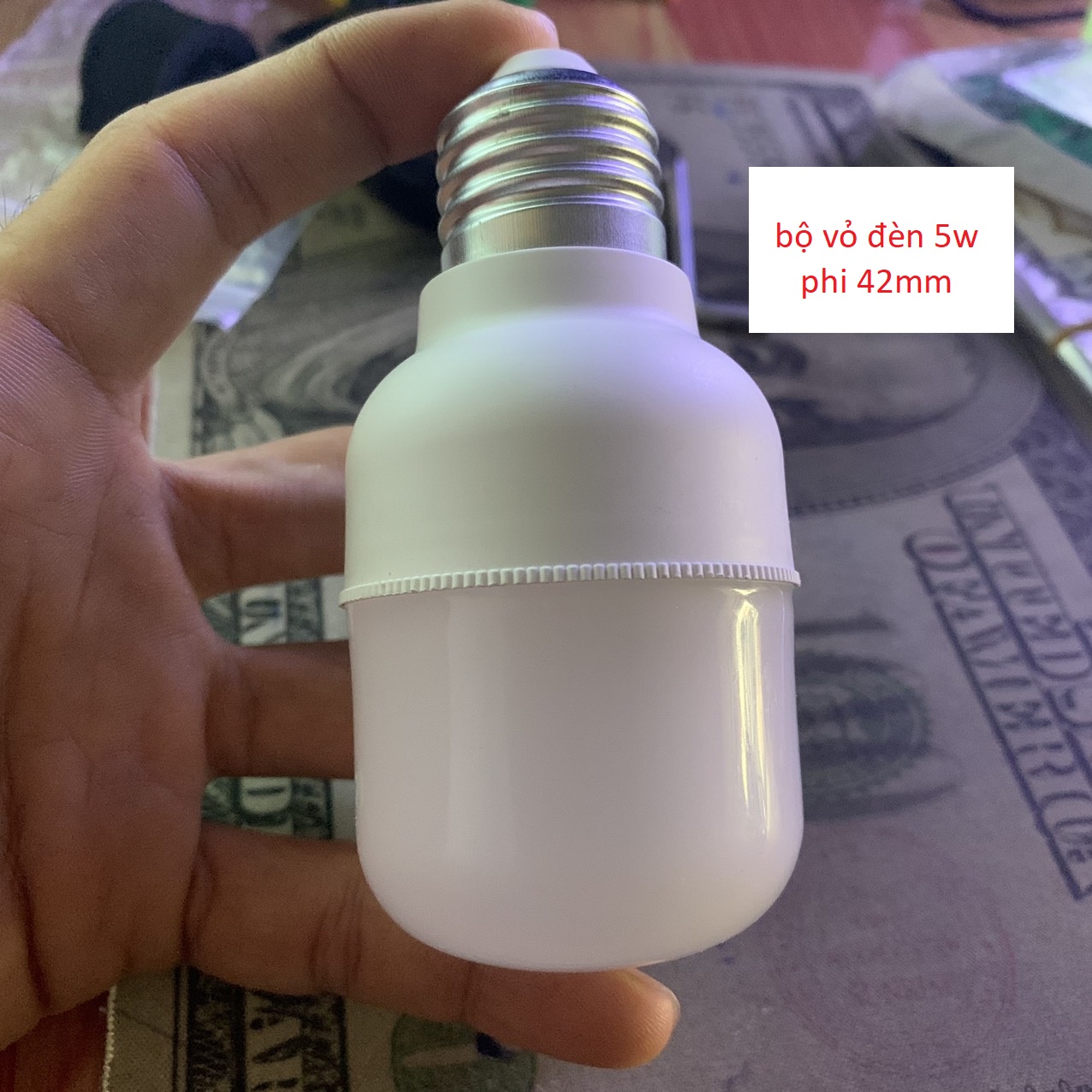 Linh kiện BỘ vỏ bóng đèn LED Buld đủ các watl - linh kiện sửa chữa bóng đèn led