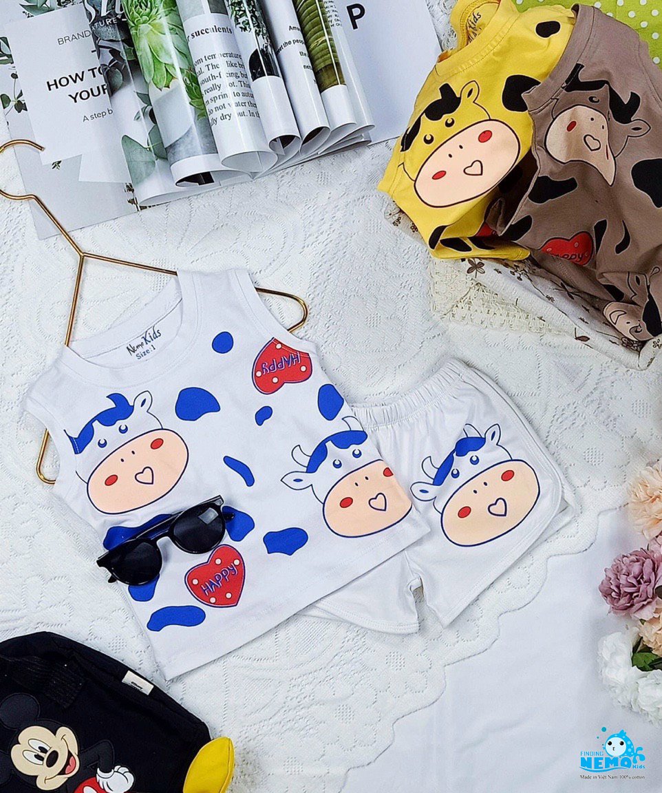 Set 2 bộ quần áo cho trẻ em hình bò sữa từ 7kg đến 25kg có 3 màu để lựa chọn